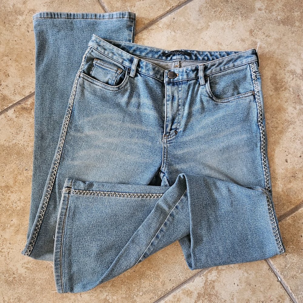 Retro Elie Tahari Light Wash Embriodered Jeans